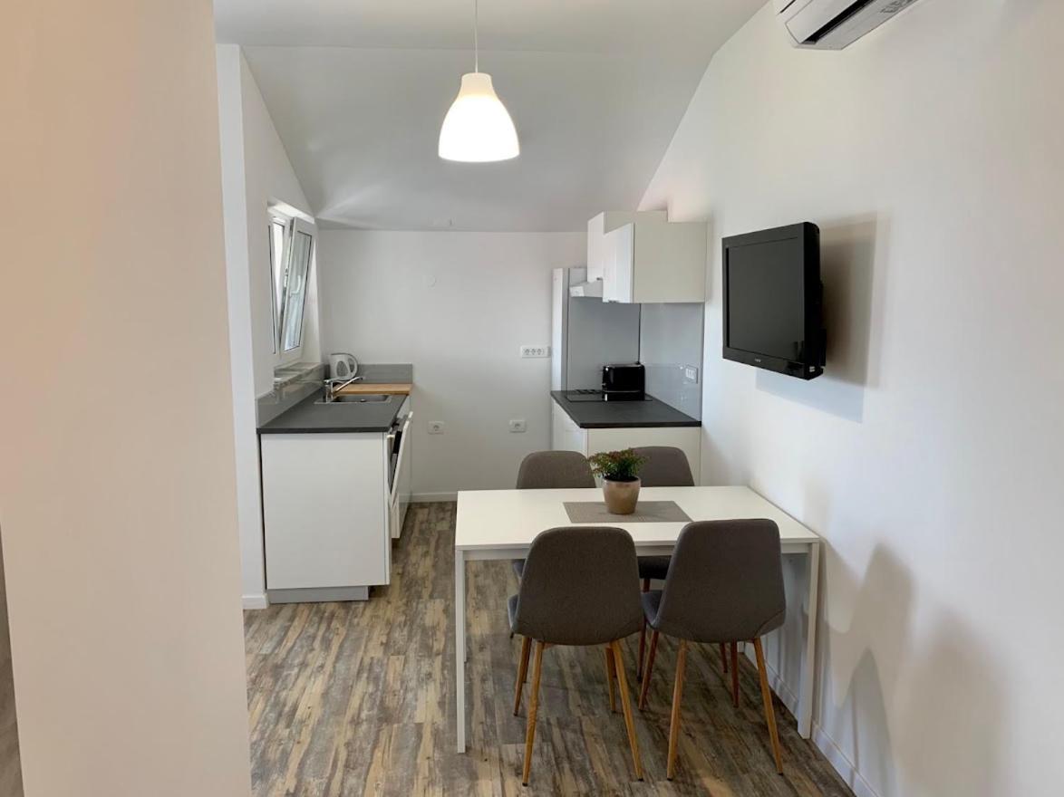 Apartments Zakinja Порторож Екстер'єр фото