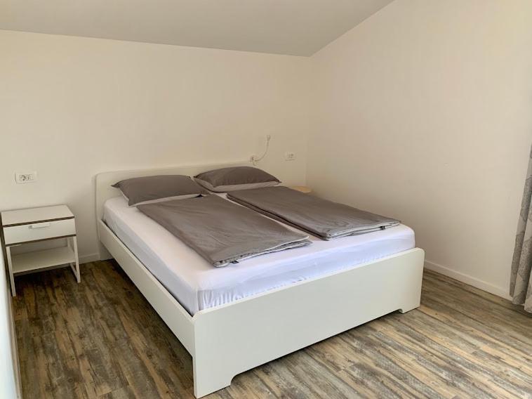 Apartments Zakinja Порторож Екстер'єр фото